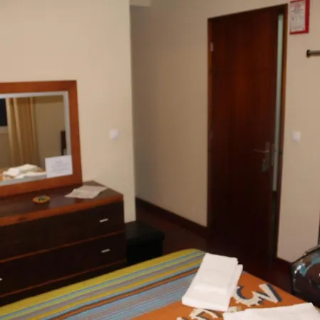 Bella Italia Bem Estar Dona Adelina Affittacamere Ponta Garca